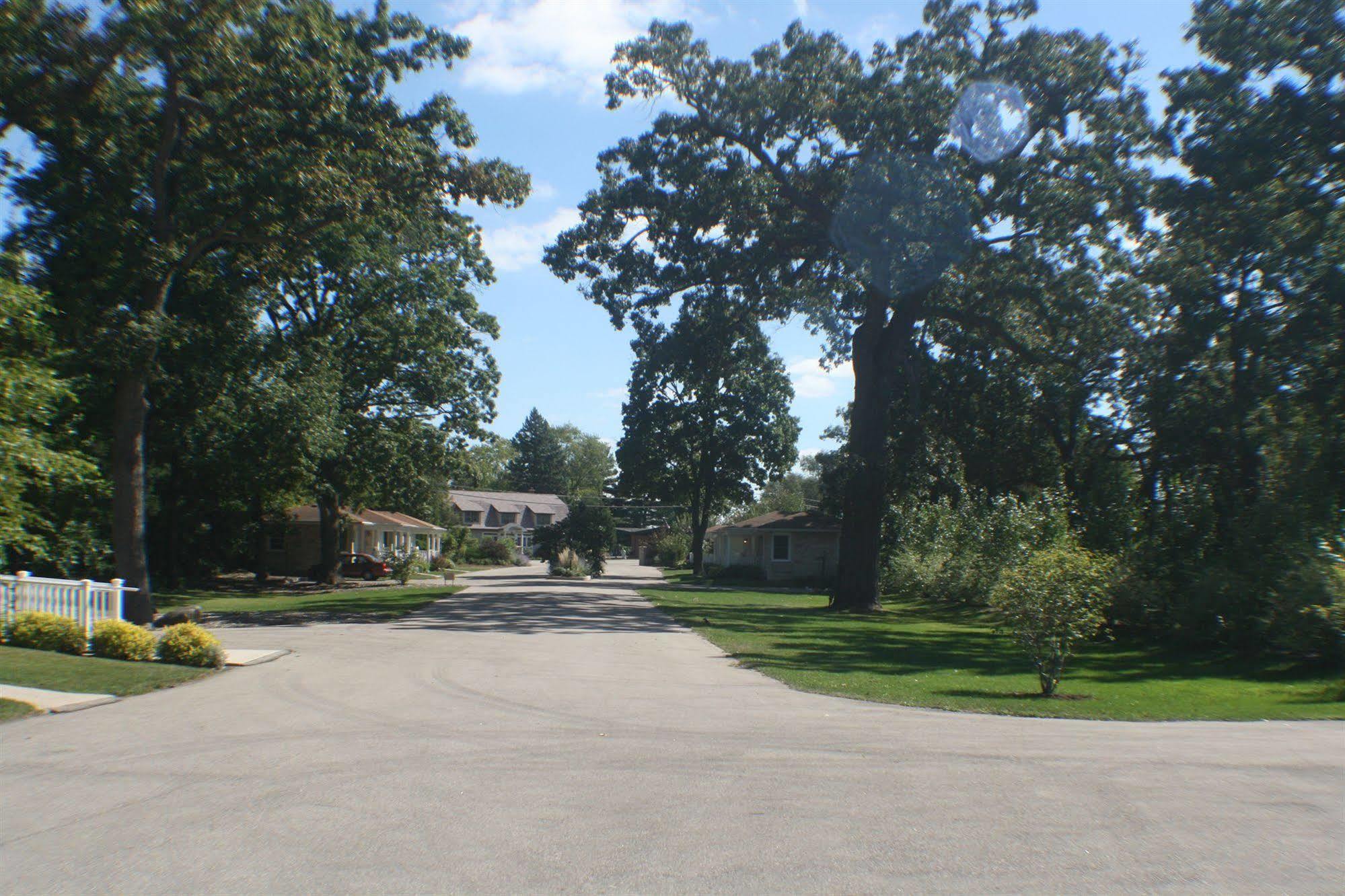 Seven Oaks Bed & Breakfast Hotel Lake Geneva Exterior photo