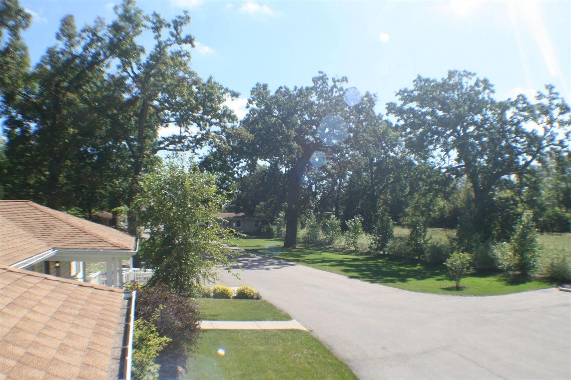 Seven Oaks Bed & Breakfast Hotel Lake Geneva Exterior photo