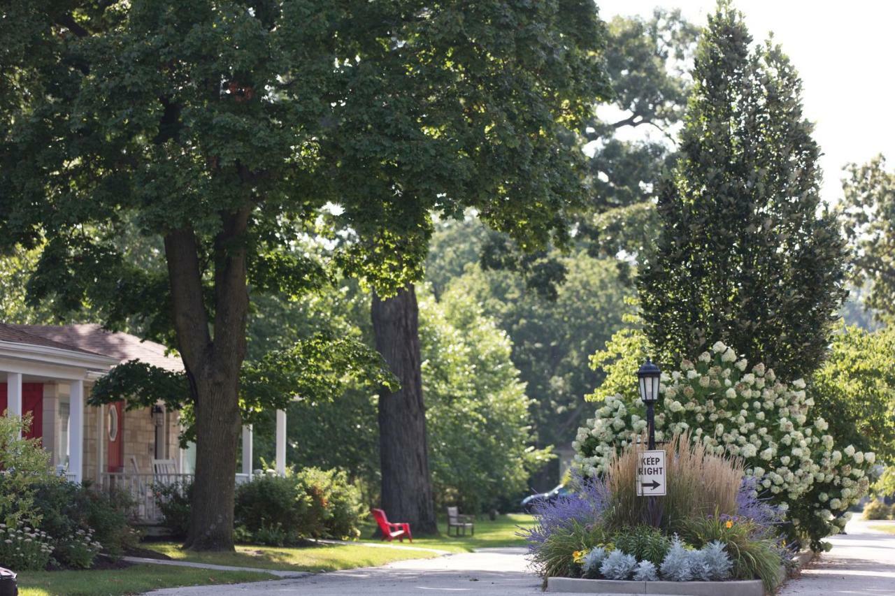 Seven Oaks Bed & Breakfast Hotel Lake Geneva Exterior photo