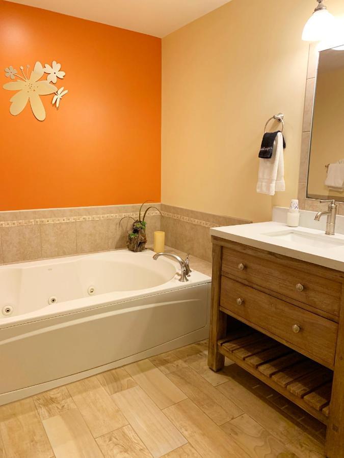 Seven Oaks Bed & Breakfast Lake Geneva Exterior photo
